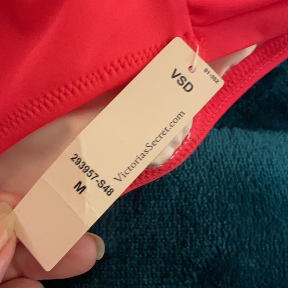 NWT Victoria’s Secret Swim Knockout Bikini - Picture 4 of 6